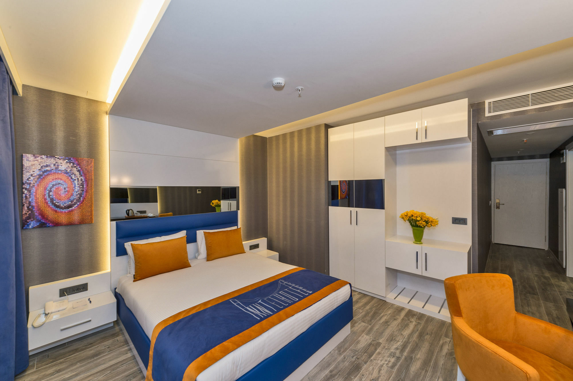 Inntel Hotel Istanbul Exterior foto