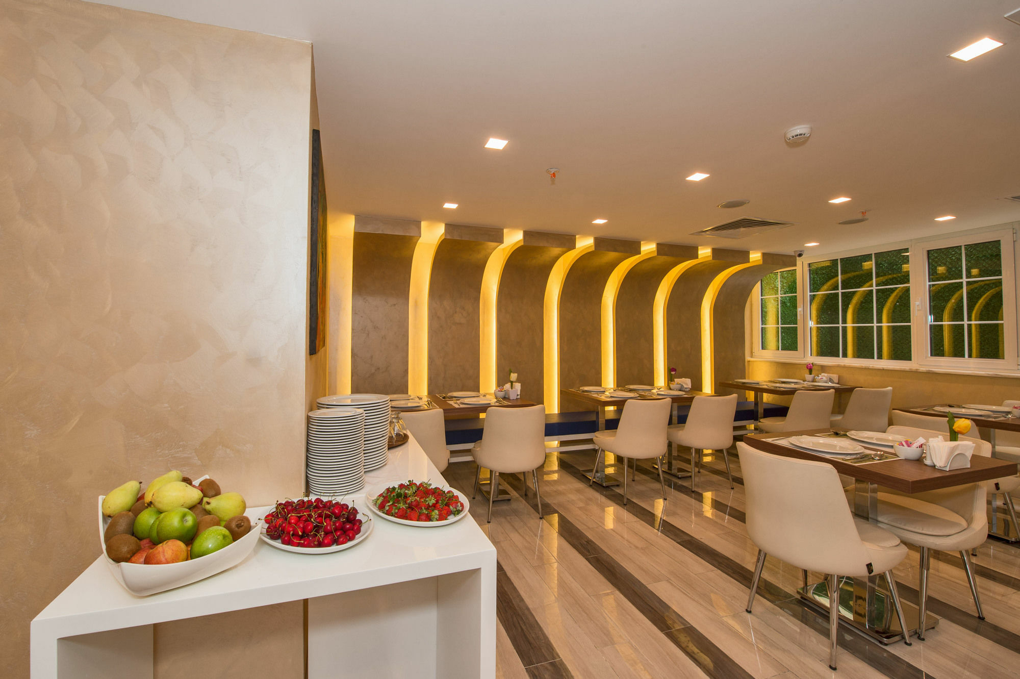 Inntel Hotel Istanbul Exterior foto